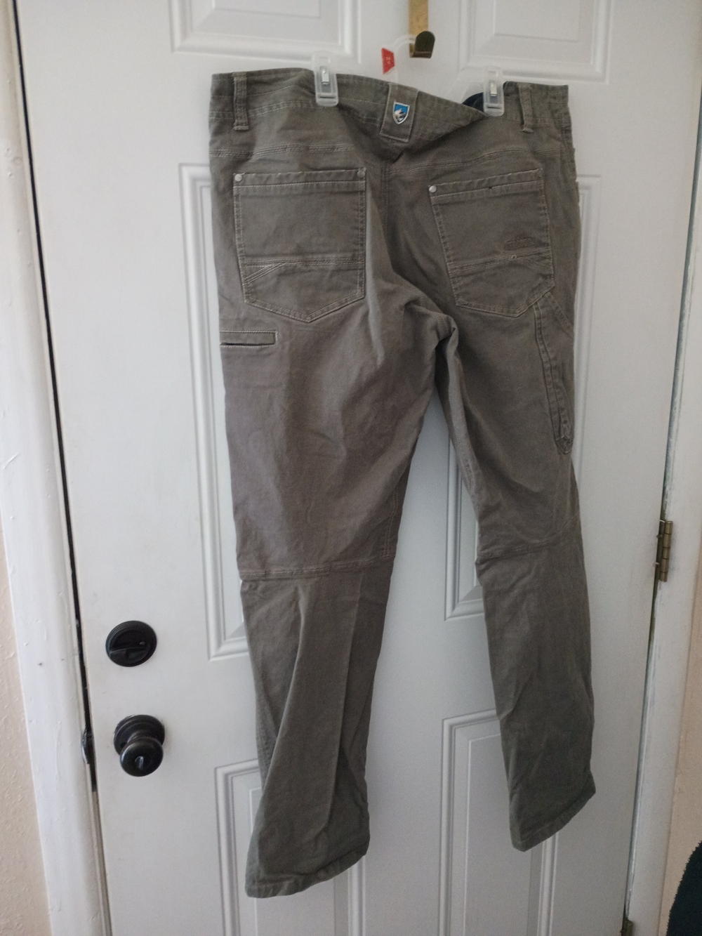 Kuhl Men's Cargo Pants in Olive